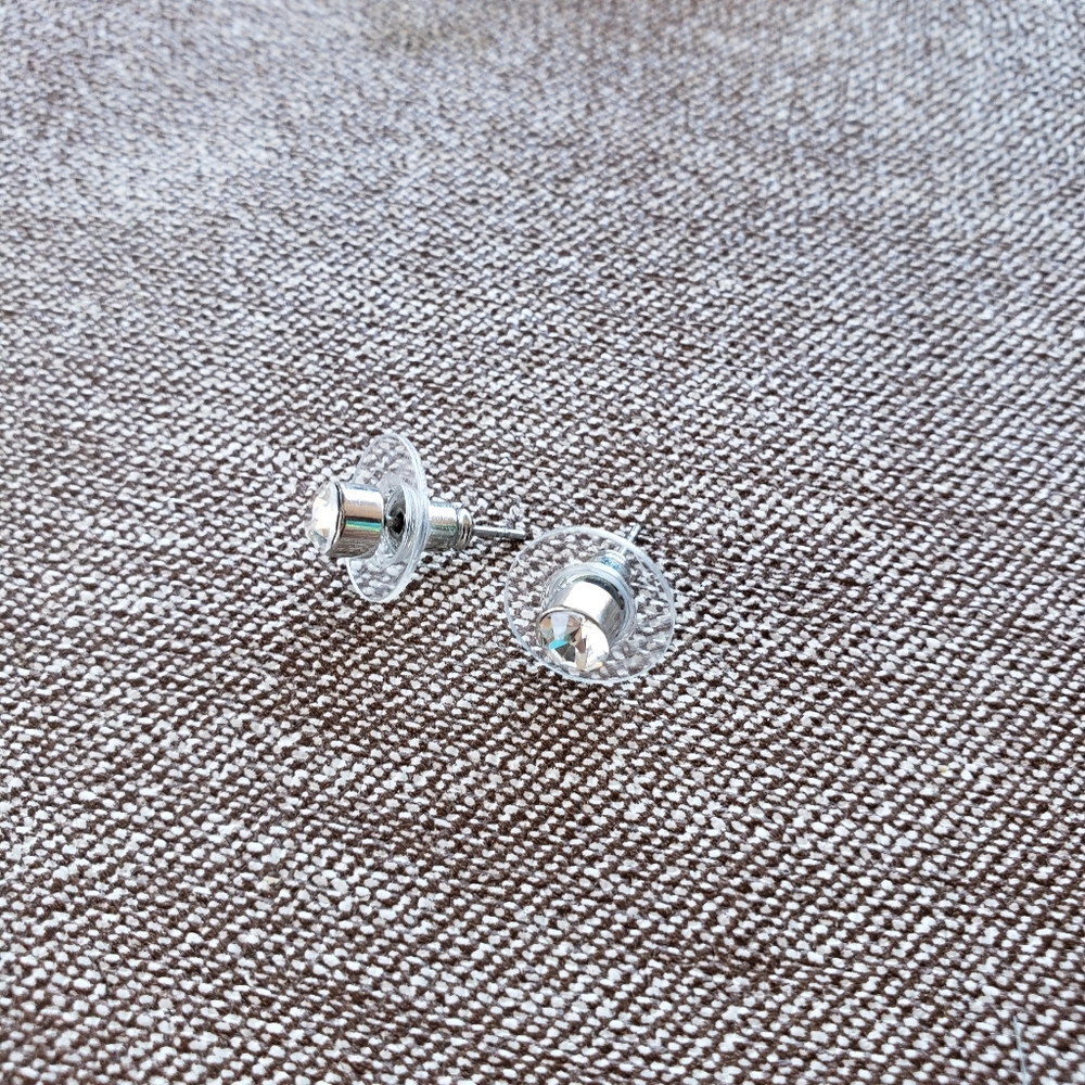 BOSS Silver Toned Necklace & Earring Set - Picture 3 of 3
